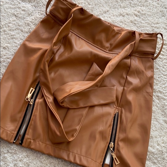 Shirt - Picture 2 of 3